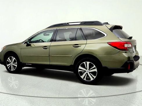Used 2018 Subaru Outback 2.5i Limited AWD/4WD image 7