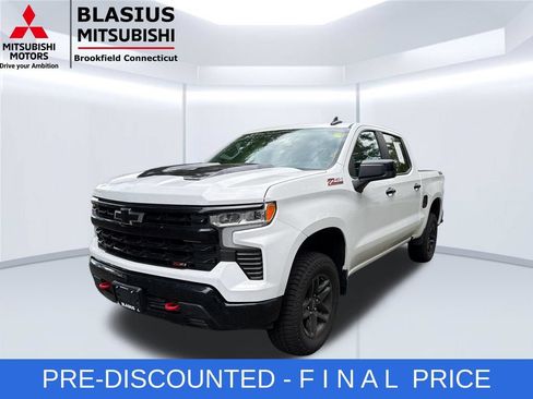 Used 2024 Chevrolet Silverado 1500 LT Trail Boss w/ Protection Package AWD/4WD image 1
