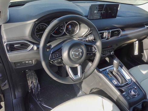 New 2025 MAZDA CX-5 AWD 2.5 S w/ Preferred Package image 9