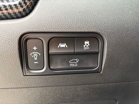 Used 2023 Kia Sorento SX image 25