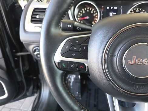Used 2018 Jeep Compass Latitude w/ Cold Weather Group AWD/4WD image 25