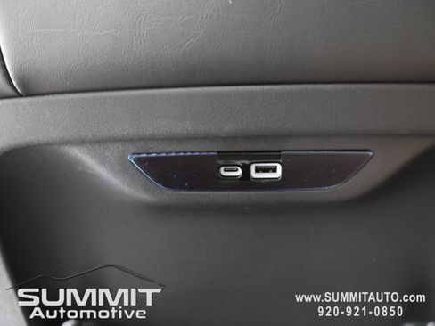 New 2027 Chrysler Pacifica Limited AWD/4WD image 42