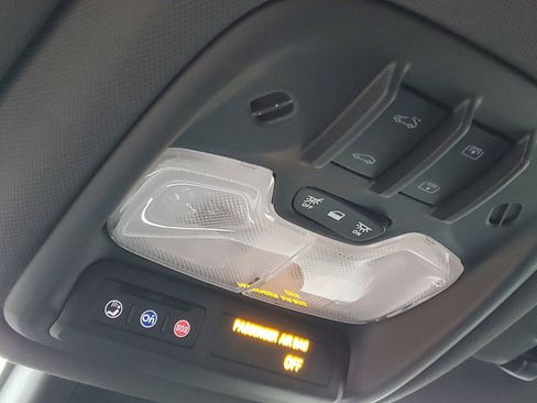 Certified 2021 Chevrolet TrailBlazer RS w/ Sun and Liftgate Package image 30