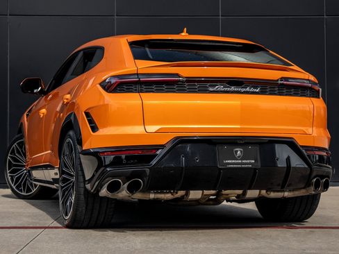Used 2025 Lamborghini Urus SE image 6
