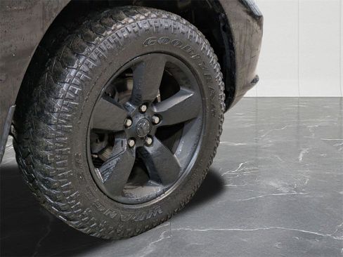 Used 2018 RAM 1500 Express w/ Black Ram 1500 Express Group image 25