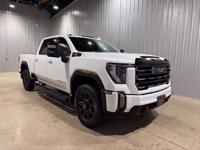 Used 2024 GMC Sierra 2500 AT4 w/ Technology Package AWD/4WD image 4
