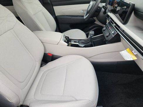 New 2026 Hyundai Tucson SE FWD image 9