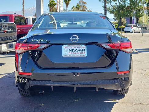 Used 2025 Nissan Sentra S image 31