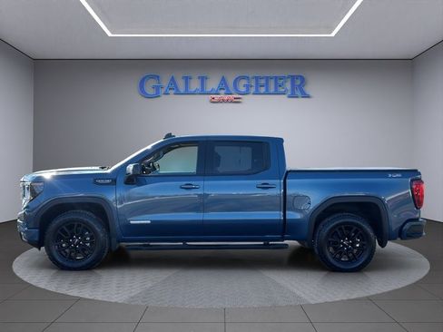 Used 2025 GMC Sierra 1500 Elevation w/ Elevation Premium Package image 9
