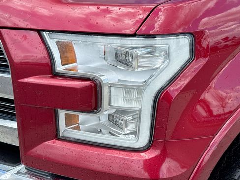 Used 2016 Ford F150 Lariat w/ Equipment Group 502A Luxury AWD/4WD image 12