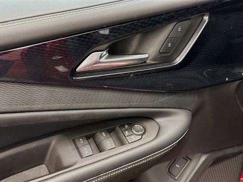 Used 2024 Chevrolet Blazer EV LT image 15