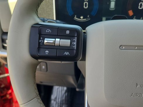 Used 2025 Hyundai Santa Fe SEL AWD/4WD image 17