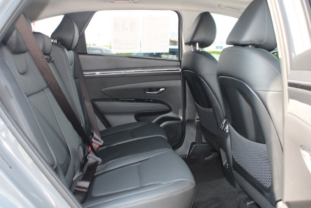Used 2024 Hyundai Tucson Limited AWD/4WD image 13