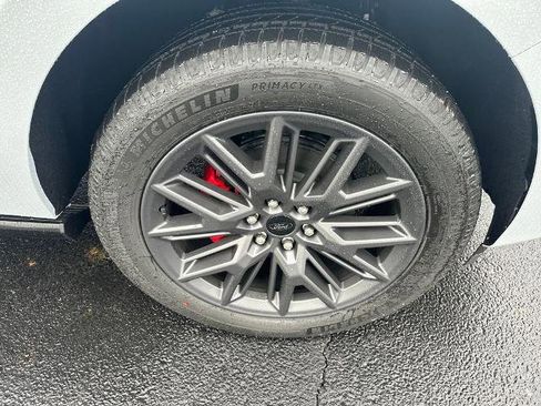 New 2025 Ford Expedition Platinum w/ Stealth Performance Package image 28