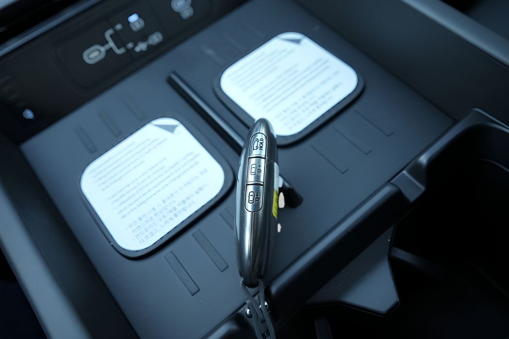 New 2026 Hyundai Santa Fe Calligraphy AWD/4WD image 43