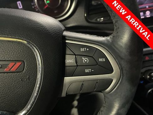 Used 2015 Dodge Challenger SXT Plus image 12