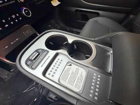 New 2026 Hyundai Ioniq 9 SEL AWD/4WD image 17