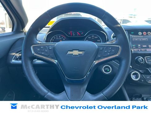 Used 2016 Chevrolet Cruze Premier image 12
