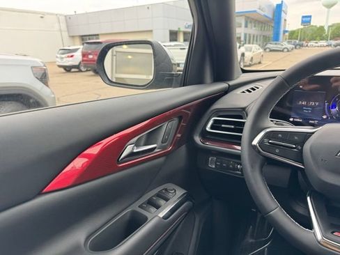 New 2026 Chevrolet Traverse Z71 w/ Driver Confidence Package AWD/4WD image 27