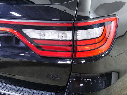 Used 2020 Dodge Durango R/T w/ Technology Group AWD/4WD image 17