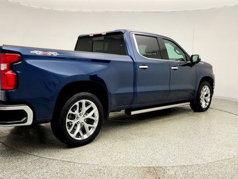 Used 2019 Chevrolet Silverado 1500 LTZ w/ LTZ Premium Package image 5