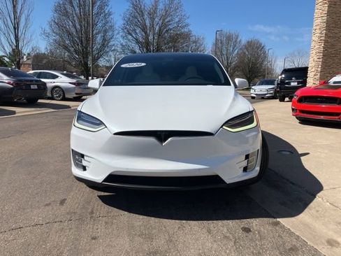 Used 2020 Tesla Model X Performance image 8