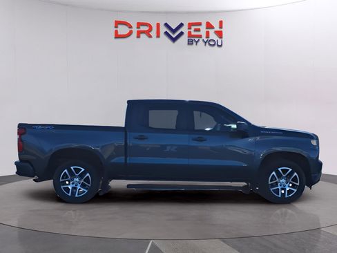 Used 2022 Chevrolet Silverado 1500 Custom image 9