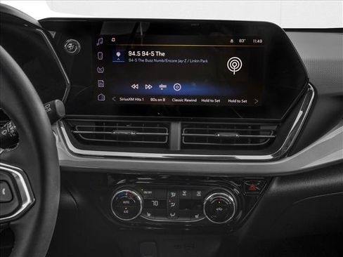 New 2025 Chevrolet Trax ACTIV w/ Sunroof Package image 7