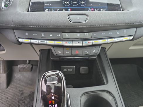 Used 2023 Cadillac XT4 Premium Luxury w/ Cold Weather Package AWD/4WD image 23