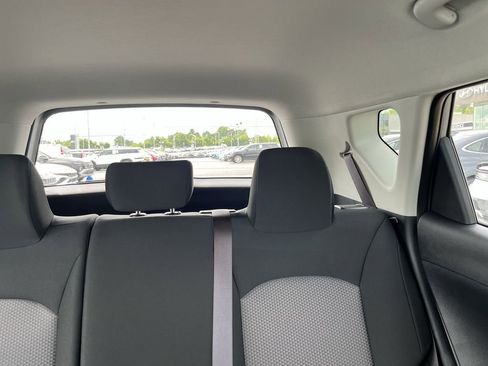Certified 2025 Kia Soul LX w/ LX Technology Package FWD image 14