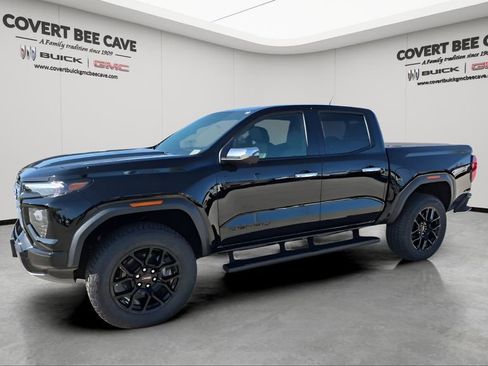 New 2026 GMC Canyon Denali w/ LPO, Denali Black Edition image 4
