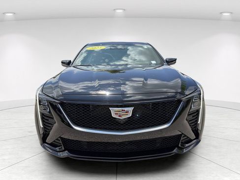 Used 2025 Cadillac CT5 V w/ LPO, ONYX Package RWD image 2