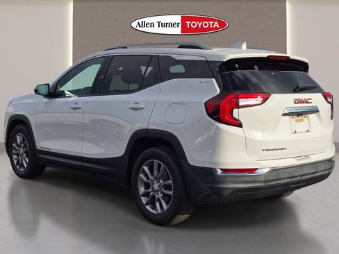 Used 2022 GMC Terrain SLT FWD image 8