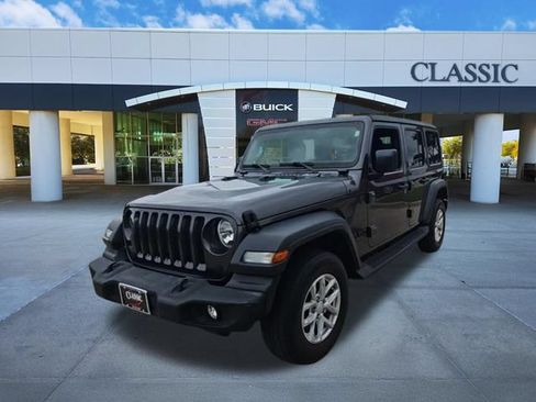 Used 2023 Jeep Wrangler Unlimited Sport AWD/4WD image 3
