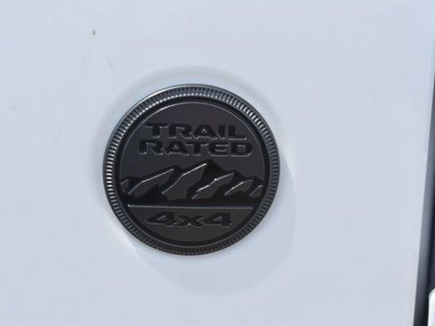 Used 2025 Jeep Wrangler Unlimited Sport AWD/4WD image 11