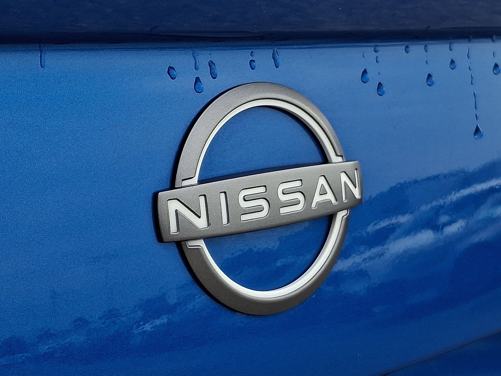 Certified 2024 Nissan Versa SR FWD image 30