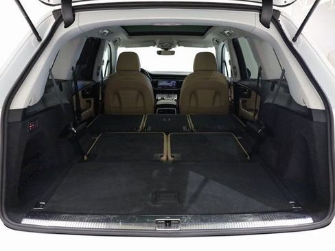 Used 2022 Audi Q7 3.0T Premium Plus w/ Premium Plus Package image 33