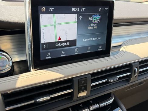 Used 2022 Lincoln Corsair AWD w/ Premium Package image 37