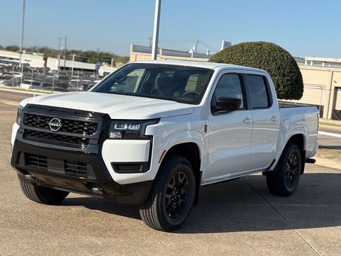 New 2026 Nissan Frontier SV image 4