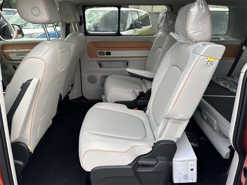 New 2025 Volkswagen ID. Buzz 1st Edition image 9