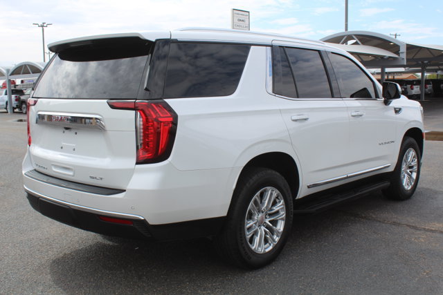 Used 2024 GMC Yukon SLT w/ SLT Luxury Package AWD/4WD image 3