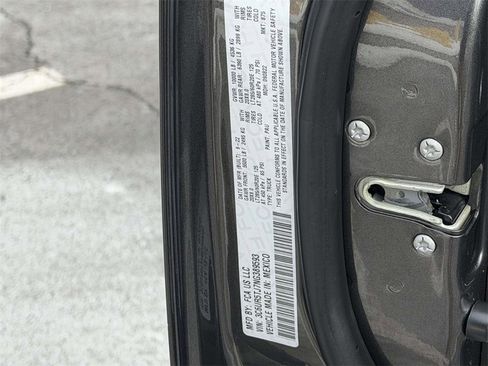 Certified 2022 RAM 2500 Limited w/ Towing Technology Group image 27