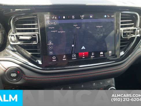 Used 2025 Dodge Durango GT AWD/4WD image 27