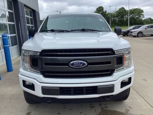 Used 2018 Ford F150 XLT w/ Equipment Group 302A Luxury AWD/4WD image 3