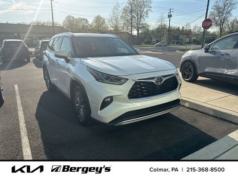 Used 2020 Toyota Highlander Platinum image 1