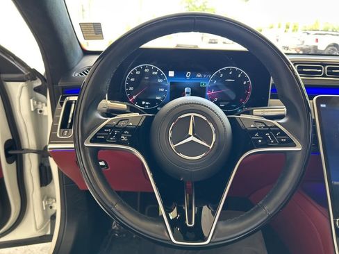 Used 2023 Mercedes-Benz S 580 4MATIC Sedan image 16