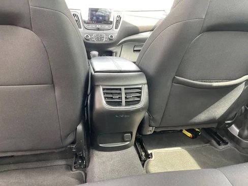 Used 2024 Chevrolet Malibu LT FWD image 18