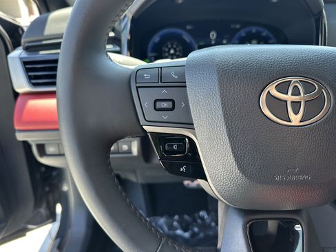 Used 2026 Toyota Camry XSE FWD image 19