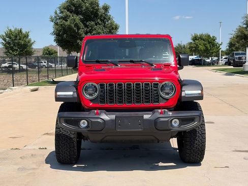 Used 2026 Jeep Wrangler Unlimited Rubicon AWD/4WD image 2