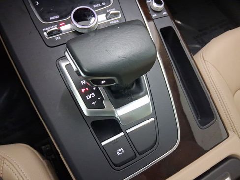 Used 2018 Audi Q5 Premium Plus w/ Premium Plus Package image 26